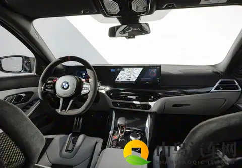 宝马M3旅行版9439万元，“机皇”动力无法克制-2