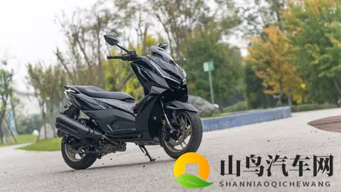 不良软件：智能汽车隐患大揭秘，购车安全需警惕！-2