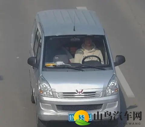 安全带那点事儿，德州交警说了好几遍了-1