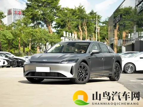 全新插混中大型车即将上市!配四座布局+激光雷达,搭双电机四驱-3