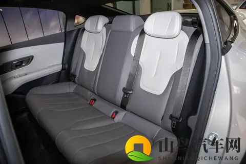 15万级纯电中型车，带激光雷达+长续航，还便宜那么多？-3