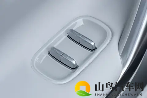 零跑B01销量破万,凭啥这么牛?看完这篇文章你就明白了-2