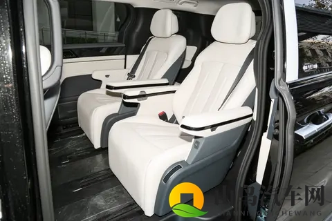 比亚迪夏改款了?激光雷达都上了,配置却精简了,这波操作看不懂-2