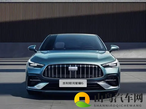 搭载雷神AI电混20技术，688万元起 银河星耀6上市-3