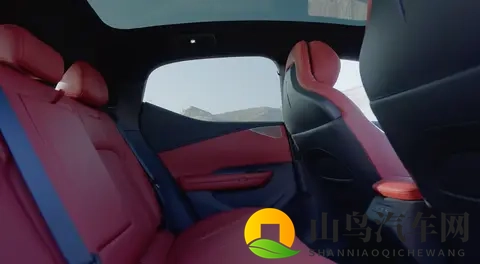 新车  新增外观_内饰配色，领克Z20“曜红版”官图，11月21日上市-3