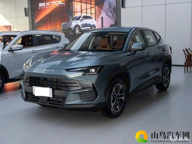 泰山1995出版意大利：意式魅力，中国制造，新车引发全球关注-1