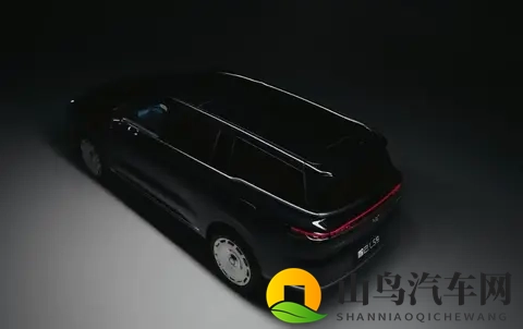 智己LS9实拍首曝！上汽9系大SUV旗舰细节全揭秘-1