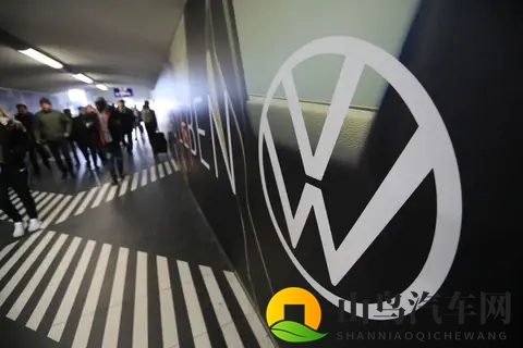 新能源保费预计破2000亿；威马重组归来？大众五年来首次季度亏损-1