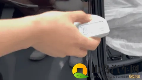 提新车千万别急着撕膜！老司机血泪总结必检细节，避坑无数-1