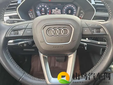 1378万收奥迪Q3，22款白色SUV代步通勤优选-1