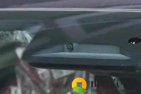 深入体验星纪元ES增程版Plus：15万级中大型车的务实之选-2