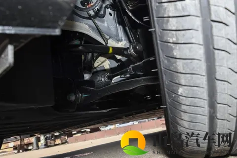 1198 万买纯电轿车，续航 650km 还带激光雷达？-1