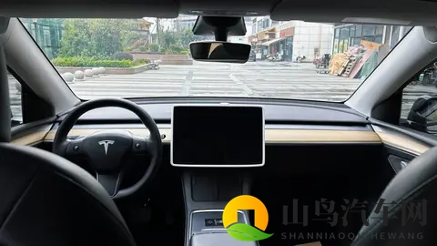 13万公里，146万！22年特斯拉Model Y代步通勤好选择-1