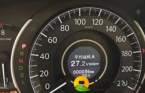 小伙人帅吊大GAy:都市新宠,颜值与智能并存的驾趣之选-3