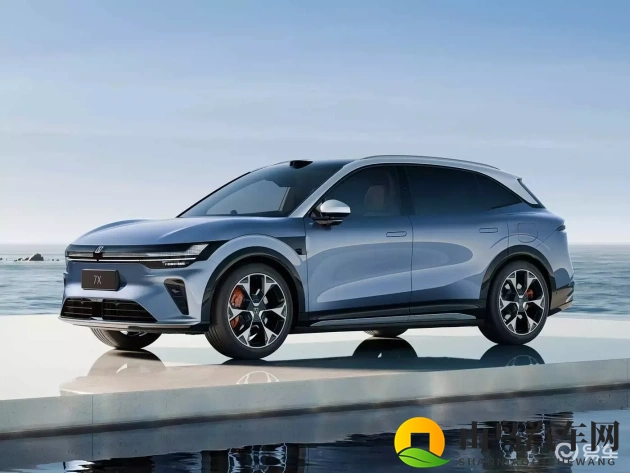 巨人大乳BBWBBw：汽车设计新潮流：神秘“巨胸”概念车引热议-1