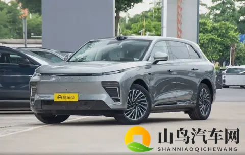 星纪元ET:增程版续航1615公里,它就是打工人的移动舒睡舱-1