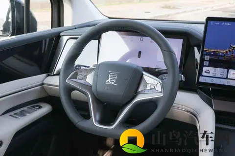 2026款比亚迪夏上市 限时1968万起 纯电续航218km 抢占合资MPV市场-3