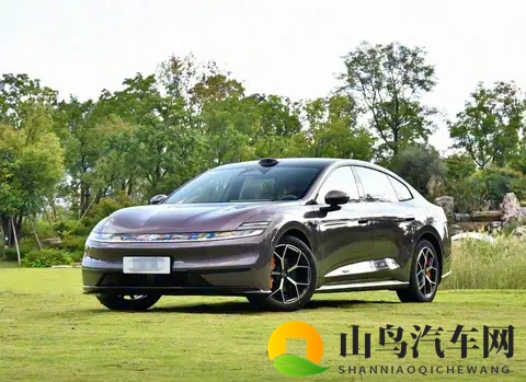 长安启源A06正式上市!1099万起,800V快充+激光雷达引爆价格战-1