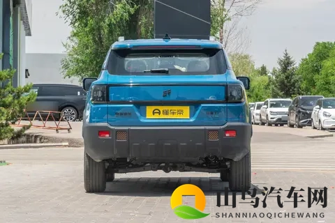 山海T1四驱版实测:油耗低,动力足,配置丰富,适合家用-3