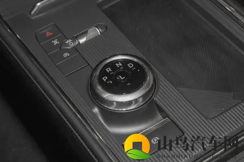 实拍 2025 款蒙迪欧:20T 配 8AT,动力充沛,适合家用-3