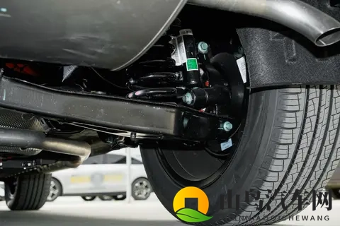 30岁小伙推荐捷途山海L7 PLUS，家用露营两不误！-2