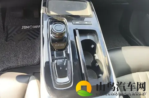 小区炸开锅！王哥买的纯电被质疑不值，他晒出账单后全闭嘴了-2