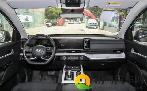 1218万元起，百公里油耗不到8L，26款现代iX35值得选吗？-2