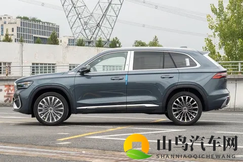 实拍吉利星越L东方曜系列，适合家用？-3