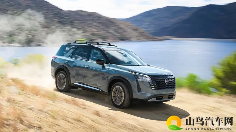 日产Pathfinder中期改款发布：更智能、更舒适-1