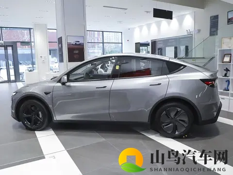 特斯拉Model Y全新车型上市!售价2885万起外观动感,续航821公里-2
