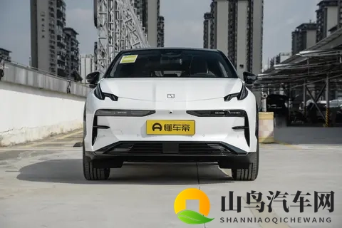 极氪 X 上市:这次15万起的豪华味儿,真能打吗?-1