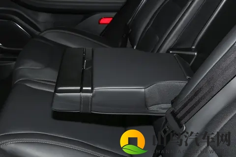 林肯 Z 这款混动车型，实用主义者的性价比首选-3