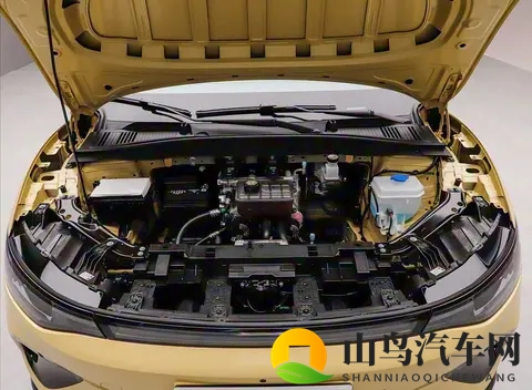 零跑Lafa5开启预售,推出五款配置车型-2