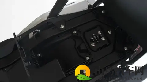 电子油门终就位！26款升仕703F把短板补成优势，老车主置换有戏？-1