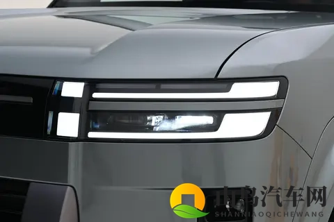 方程豹钛7：续航超1300km，越野能力强，适合家用-1