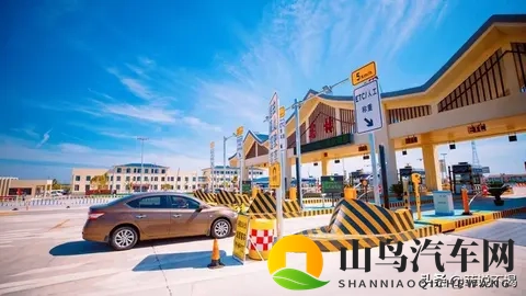 高速“免费潮”来袭，老百姓的出行账本要变啦！-1