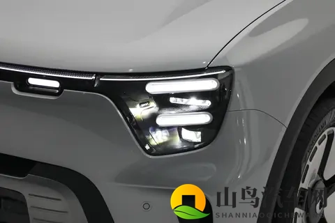 梅赛德斯设计,320kW+635N·m,续航1615km,smart#5EHD超级电混-3