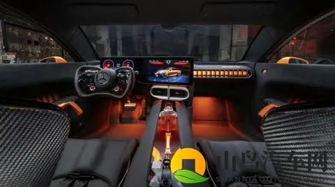 梅赛德斯四门GT跑车，基于AMGEA纯电平台，风阻系数0198Cd-2