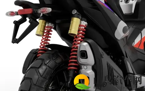 阿普利亚发布SR GT400，离地间隙高达190mm，但没有轮机分离-3