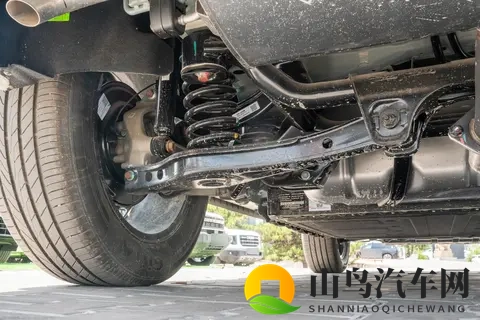 15T插混SUV，两驱还是四驱？山海T1 2025款怎么选？-1