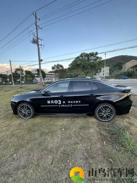 领克03准新车，2.0T+7DCT，8千公里，12万多值不值？-2