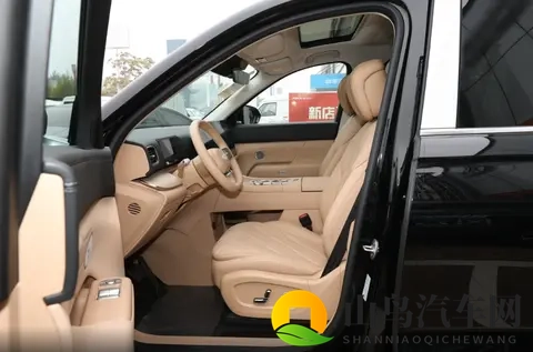 综合续航可达1400km，1899万起售的风云T11，怎么样-2