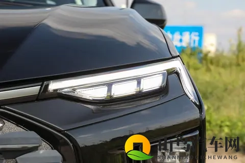 蒙迪欧20T豪华型：20T+8AT+6秒零百加速+WLTC百公里油耗694L-3