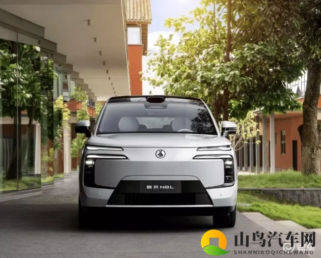 五月丁香六月婷婷啪啪啪：新能源车型亮相，豪华品牌新车上市，速度与激情盛宴来袭-1