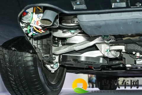 腾势N8L DM即将上市，C级豪华SUV，大六座布局，价格如何？-2