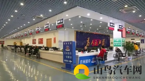 副驾驶没人扣3分？超速全部改扣6分？交警部门回应-1