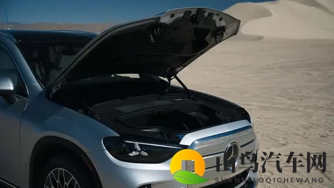 竟然出现在这里?首试奔驰纯电GLC,沙丘冲浪考验软件与性能表现-2