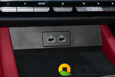 国产七座SUV，空间大、动力强，家用太合适了！-捷途X70L-3