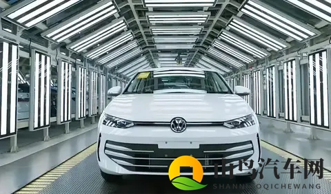 或将于11月正式上市 上汽大众朗逸Pro下线-2