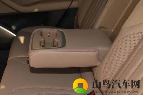 乐道L60深度体验：均衡设计和实用主义，谁该考虑它？-3